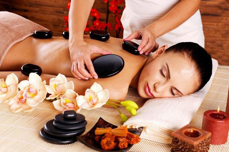 Massage Body Đá Nóng L'Paradis