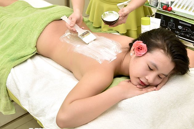 Massage Body Kem Trắng L'Paradis